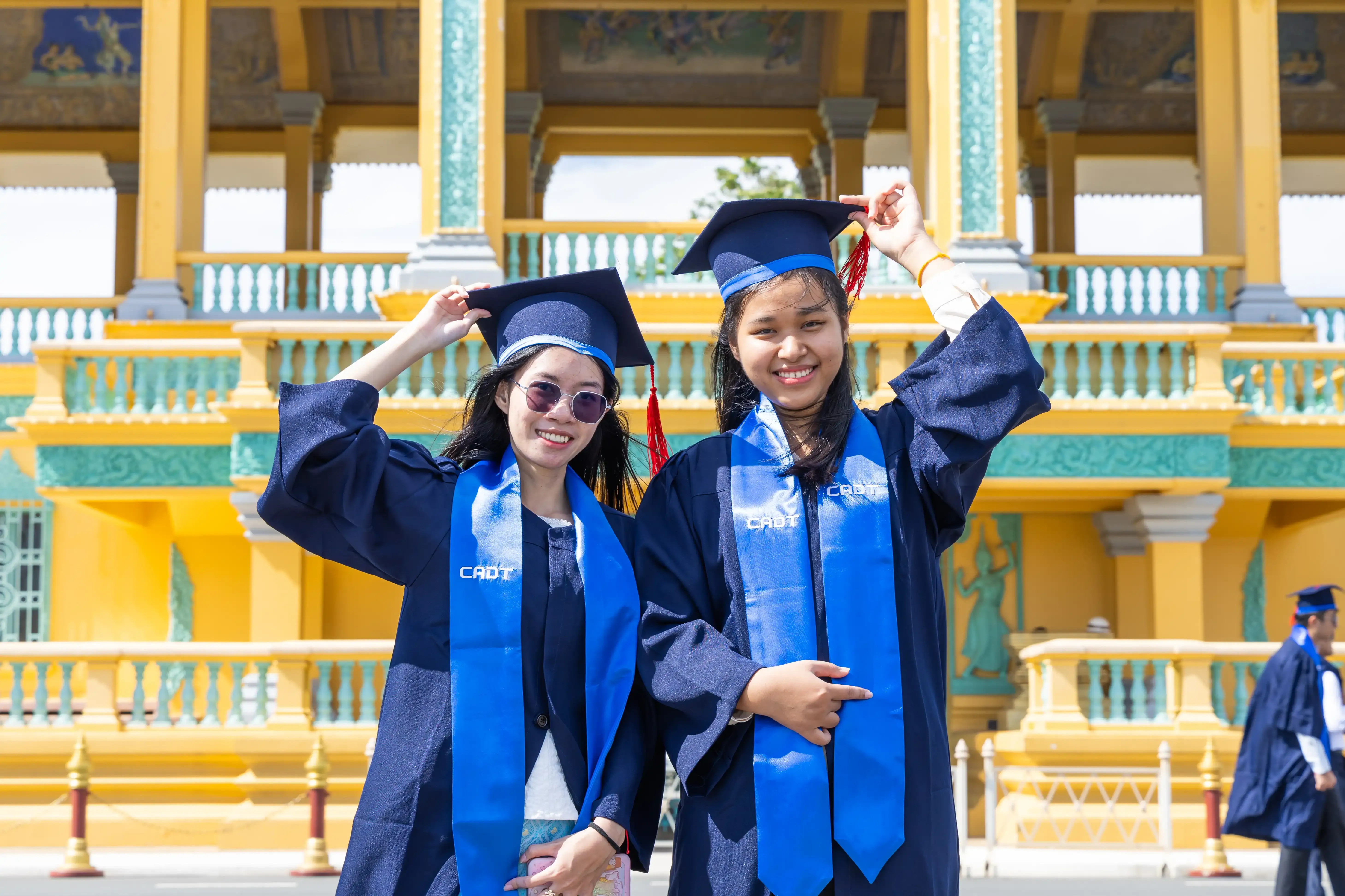 Support Up To 100% Tuition Fee